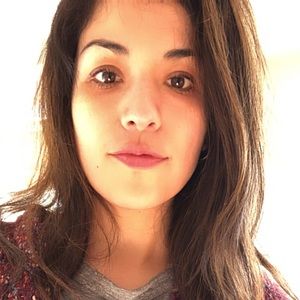 Meet your Posher, Cecilia